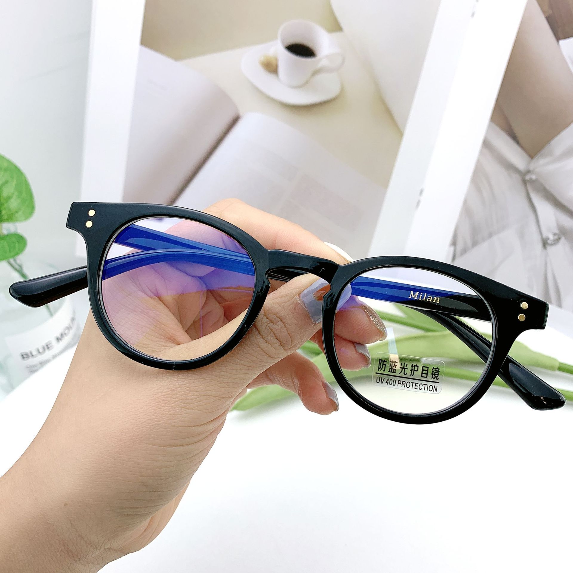 近视眼镜 学生不可或缺的学习伙伴